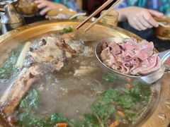 -周老三跷脚牛肉·全牛火锅(非遗传承店)