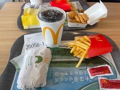 -麦当劳(松江南乐得来速店)