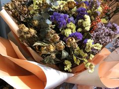 -何兮花店·气球派对鲜花店(马桥银春路万科城店)