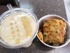 三鲜豆皮-精粉世家(汉街总部国际A座店)