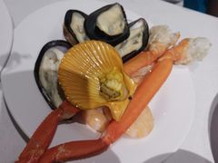 -领鲜活海鲜榴莲自助火锅(东门店)