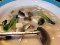 牡蛎豆腐汤-渔民船说·北塘海鲜·天津菜·海肠捞饭(北塘古镇店)