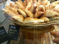 -Dough&Joe团憩(瑞虹天地月亮湾店)