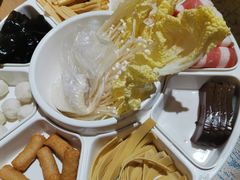 -鸡遇虾煲干锅火锅(小寨金莎店)