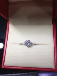 点击看大图 威德钻石-威德钻石-克拉钻大本营(南京东路店)