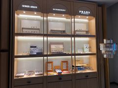 -茂昌眼镜(南京东路店)