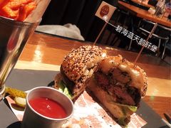 -FAT COW(虹梅路店)