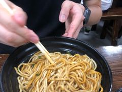 -赵宝美煎包店