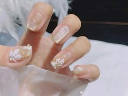 -悦指间美甲美睫