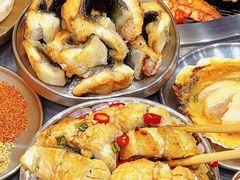 -围炉肉舍•炭烤活鳗•丹东海鲜烤肉(步行街店)