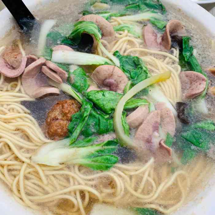 全家福面馆-"一家老店,生意一直还可以,口碑也很好,邻.