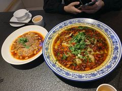 -万重锦·人文川菜馆(骡马市店)