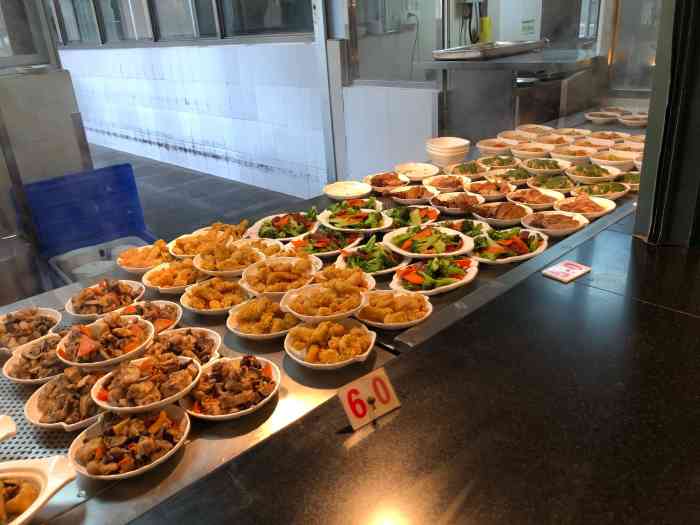 广东轻工职业技术学院饭堂