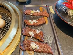 -铭牛烧肉·和牛海鲜自助(高新月牙湖店)