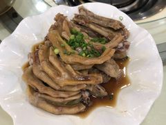 -渝君重庆火锅(嘉宾路店)