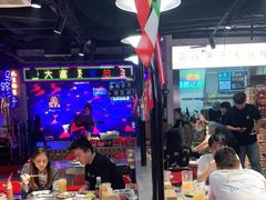-马路牙子烧烤音乐酒馆(望京店)