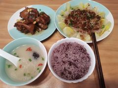 -爱月宝月嫂育儿嫂(太原店)