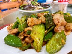 辣椒小炒肉-黄大妈农家菜