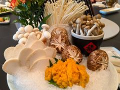 -鼎泰亨·海鲜牛肉餐厅(滨江店)