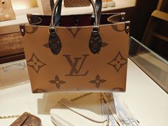 -LV路易威登(贵和购物中心店)