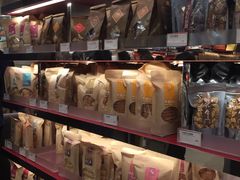 -奇华饼家(香港国际机场T1店)