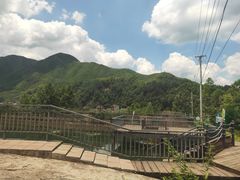 -安吉龙王山峡谷漂流
