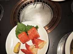 -钱小奴海鲜自助黑金店(杭州滨江龙湖店)