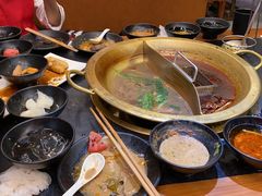 -沸炉重庆老火锅(军事博物馆店)