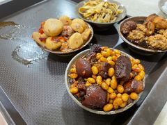 红烧肉-董哥山城碗碗香(美专校街店)