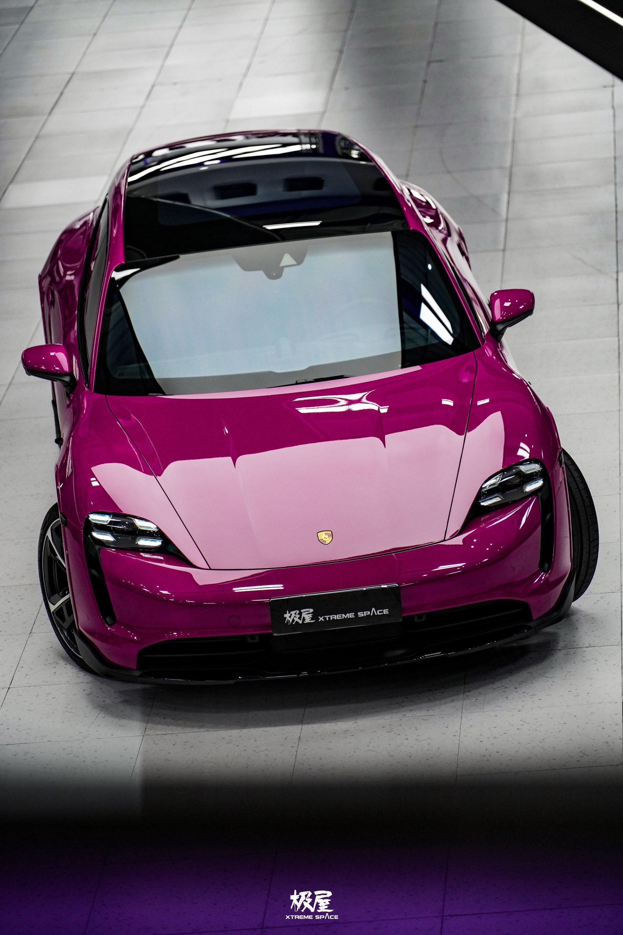 保时捷taycan猎装➠星光宝石红改色✔
复古明艳的ruby star又双