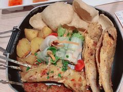 富国岛小食拼盘-米纸越南小馆(金鹰世界店)