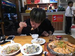 -大家发海鲜城夜排档(华山中路店)