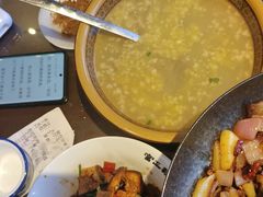 -富正毅三下锅·湘西韵味(天门山索道店)