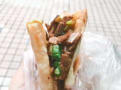 驴肉火烧饼-全汁全味驴庄(凤岗店)