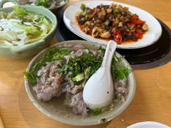 -大众跷脚牛肉馆·非遗传承单位(峨眉山店)