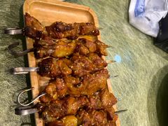 -乡村馕坑肉·烧烤·新疆菜·本地人更爱吃(阿勒泰首店)