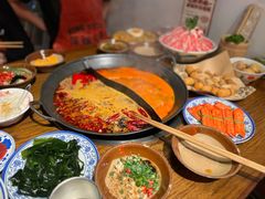 -萍姐火锅·公路夜市(武汉首店)