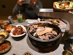 -草家酱蟹炭火烤肉店(珲春南路一店)