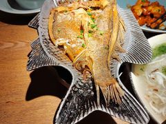 -蜜桃餐厅·伴山(湖滨商业街店)