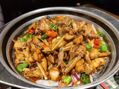 青椒紫苏味-蛙小侠·沸腾砂锅(南山欢乐颂店)