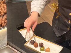 -Laderach 莱德拉(上海环贸iapm店)