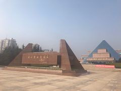 -上海市龙华烈士陵园