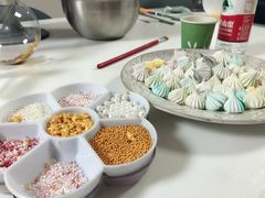 蛋糕配饰-食间旅人DIY烘焙工作室