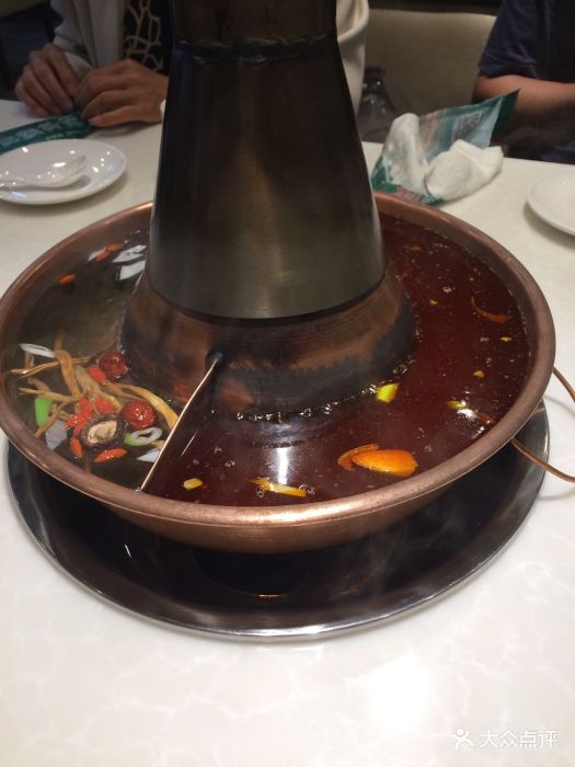 阳坊胜利涮羊肉(崇礼店)鸳鸯锅底图片 - 第1张