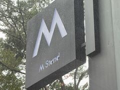 -M Stand(深圳龙岗万科广场店)
