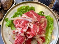 -围炉肉舍•炭烤活鳗•丹东海鲜烤肉(步行街店)