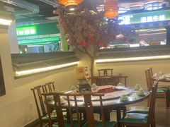 -卢大鲜鱼头捞饭(美利广场店)