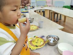 -爱威盛亲子俱乐部·纽约国际早托中心