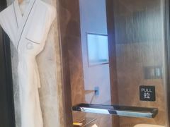 -星河吉酒店-BOND大堂吧·咖啡·简餐