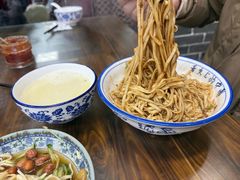 -雪琴面馆富安特色鱼汤面(城中花园店)